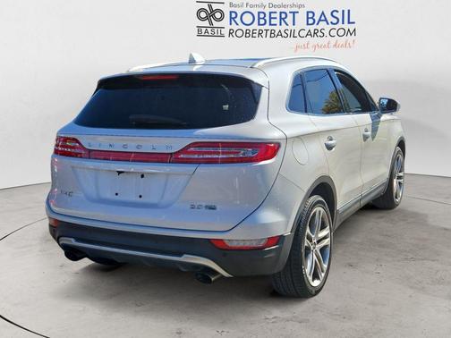 2015 Lincoln MKC Base