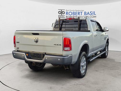 2018 RAM 2500 Laramie Crew Cab 4x4 6'4' Box