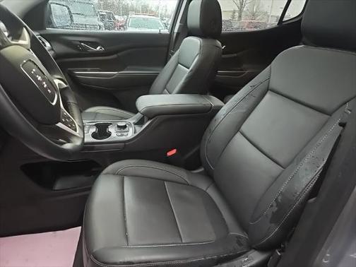 2023 GMC Acadia AWD SLT