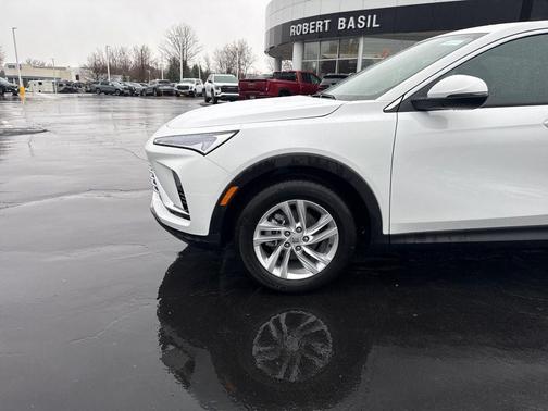 2026 Buick Envista Preferred FWD