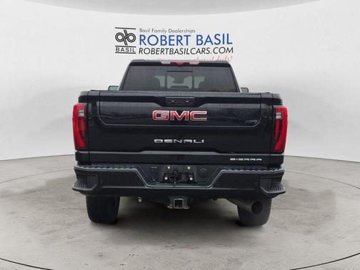 Onyx Black 2024 GMC Sierra 2500 Denali