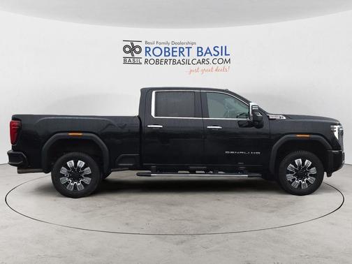 Onyx Black 2024 GMC Sierra 2500 Denali