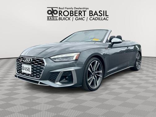 Daytona Gray Pearl Effect/Black Roof 2022 Audi S5 3.0T Premium Plus