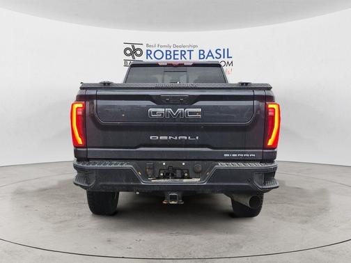 2024 GMC Sierra 3500 Denali