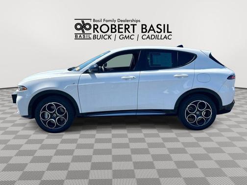 Alfa White 2024 Alfa Romeo Tonale Ti EAWD