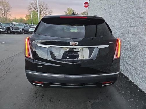 Stellar Black Metallic 2024 Cadillac XT5 Sport