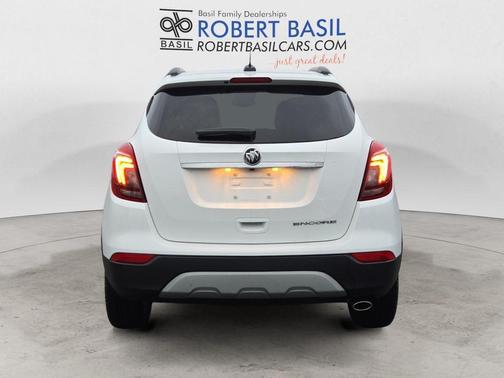 Summit White 2020 Buick Encore Preferred