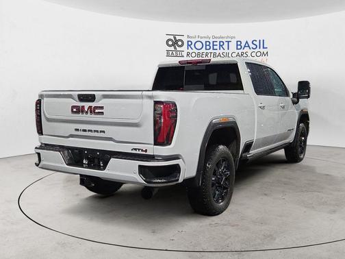 2024 GMC Sierra 2500 AT4