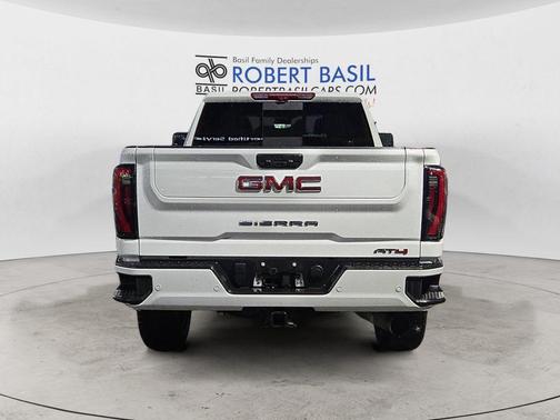 2024 GMC Sierra 2500 AT4