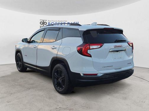 2023 GMC Terrain AWD AT4