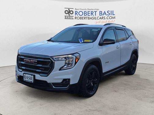 2023 GMC Terrain AWD AT4