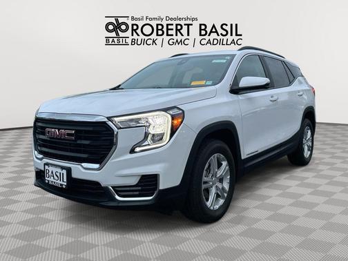 Summit White 2024 GMC Terrain SLE