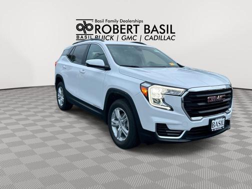 Summit White 2024 GMC Terrain SLE