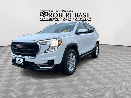 Summit White 2024 GMC Terrain SLE