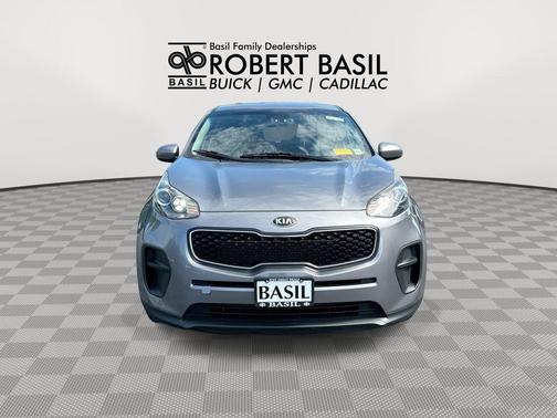 Mineral Silver 2017 Kia Sportage LX