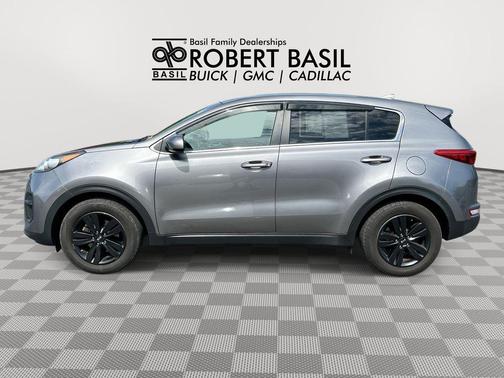 Mineral Silver 2017 Kia Sportage LX