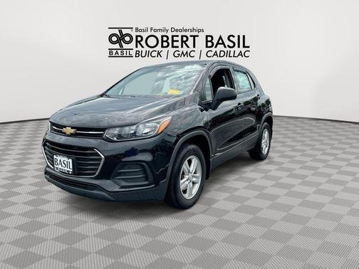Mosaic Black Metallic 2018 Chevrolet Trax LS