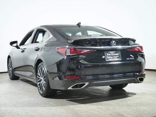 2022 Lexus ES 350 Base