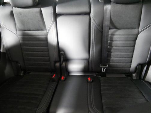Red Diamond 2025 Mitsubishi Outlander SE S-AWC