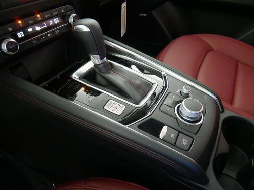 2025 Mazda CX-5 Carbon Edition
