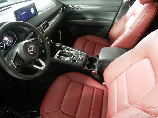 2025 Mazda CX-5 Carbon Edition