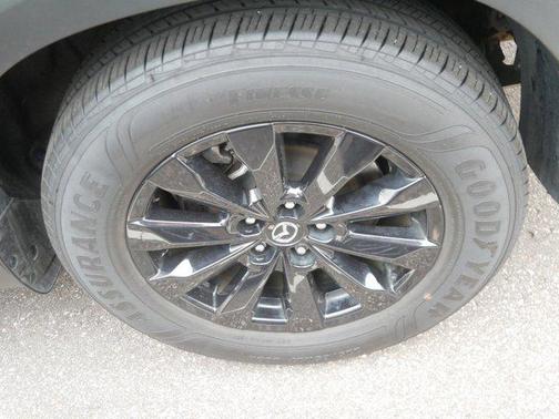 2024 Mazda CX-50 2.5 S Preferred Package