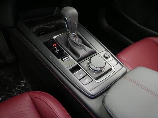 Polymetal Gray Metallic 2026 Mazda CX-30 2.5 S Carbon Edition