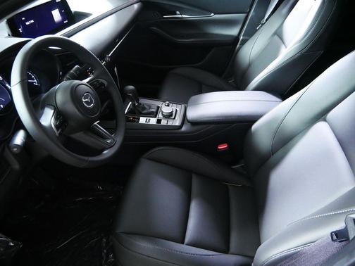 Snowflake White Pearl Mica 2026 Mazda CX-30 2.5 S Preferred Package
