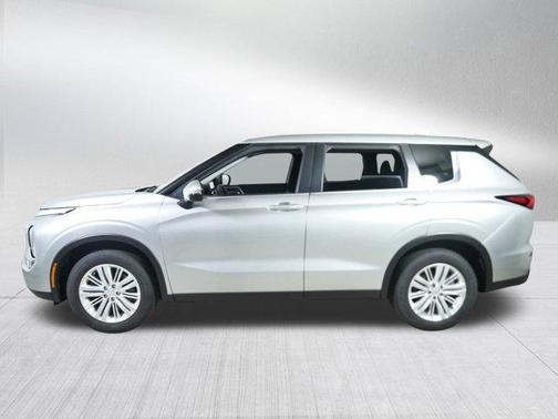 2022 Mitsubishi Outlander ES 2.5 S-AWC