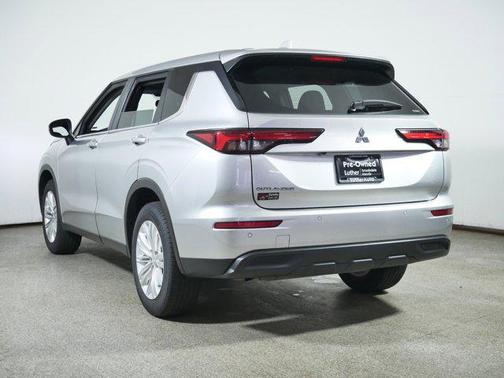 2022 Mitsubishi Outlander ES 2.5 S-AWC