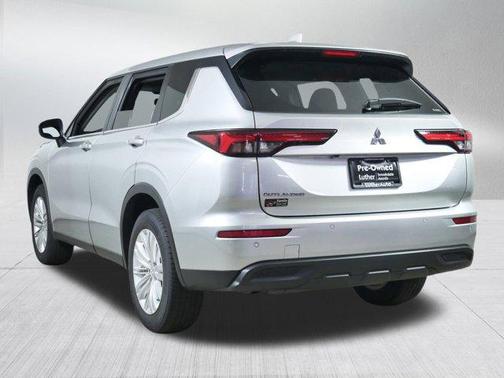 2022 Mitsubishi Outlander ES 2.5 S-AWC