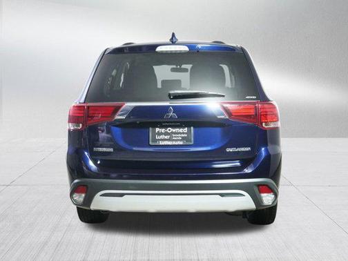 2019 Mitsubishi Outlander ES