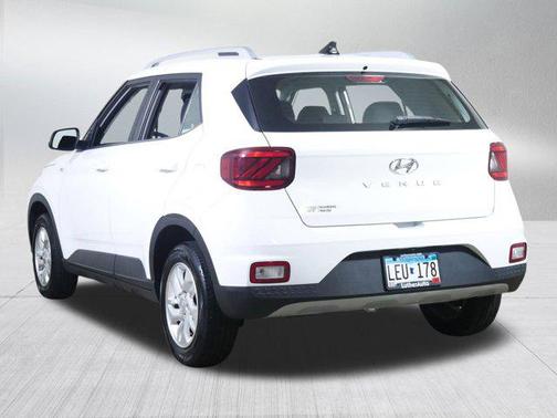 2020 Hyundai VENUE SEL