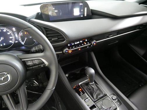 2026 Mazda Mazda3 FWD w/Preferred Package