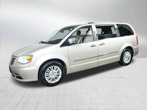 2013 Chrysler Town & Country Limited