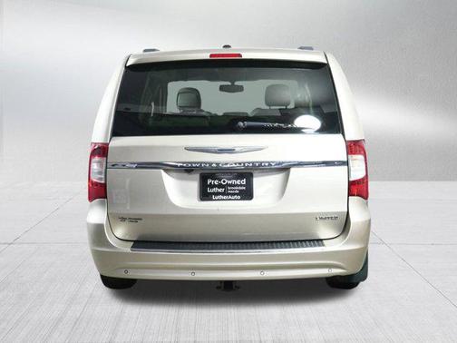 2013 Chrysler Town & Country Limited