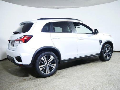 White Diamond 2025 Mitsubishi Outlander Sport 2.4 SEL