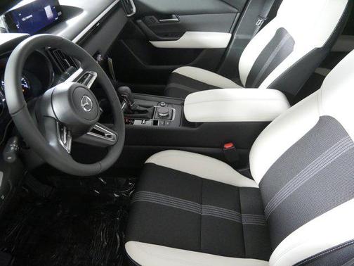 2026 Mazda CX-50 2.5 S Preferred Package