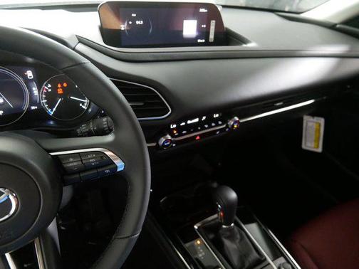 2025 Mazda CX-30 2.5 S Carbon Edition