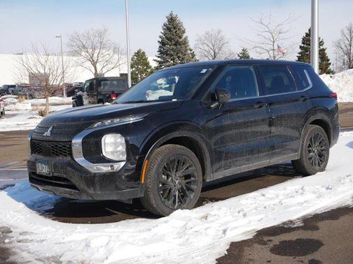 2024 Mitsubishi Outlander SE Black Edition S-AWC