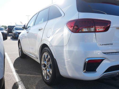 2019 Kia Sorento SX