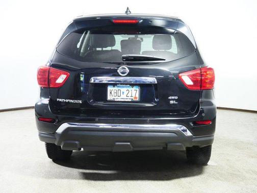 Magnetic Black Pearl 2020 Nissan Pathfinder SL 4WD