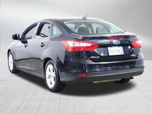 Tuxedo Black Metallic 2014 Ford Focus SE