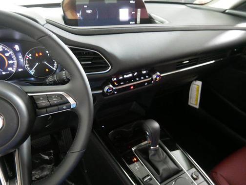 2025 Mazda CX-30 2.5 S Carbon Edition