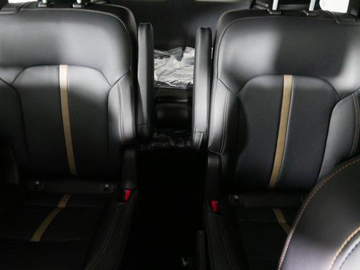 2025 Mazda CX-90 PHEV Premium Plus