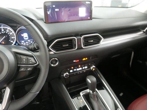 2025 Mazda CX-5 Carbon Edition