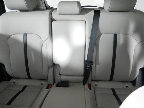 2025 Mazda CX-70 PHEV Premium Package
