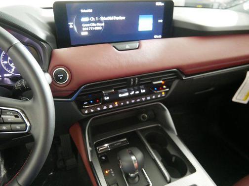 2025 Mazda CX-70 PHEV Premium Plus Package