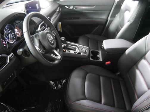 2025 Mazda CX-5 Carbon Edition