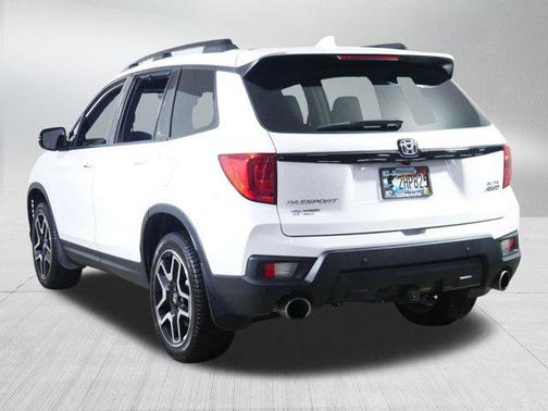 Platinum White Pearl 2022 Honda Passport AWD Elite